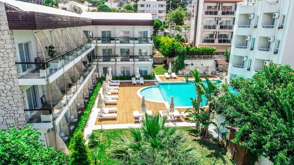 Otel Yeni Çeşme Eksteriør billede